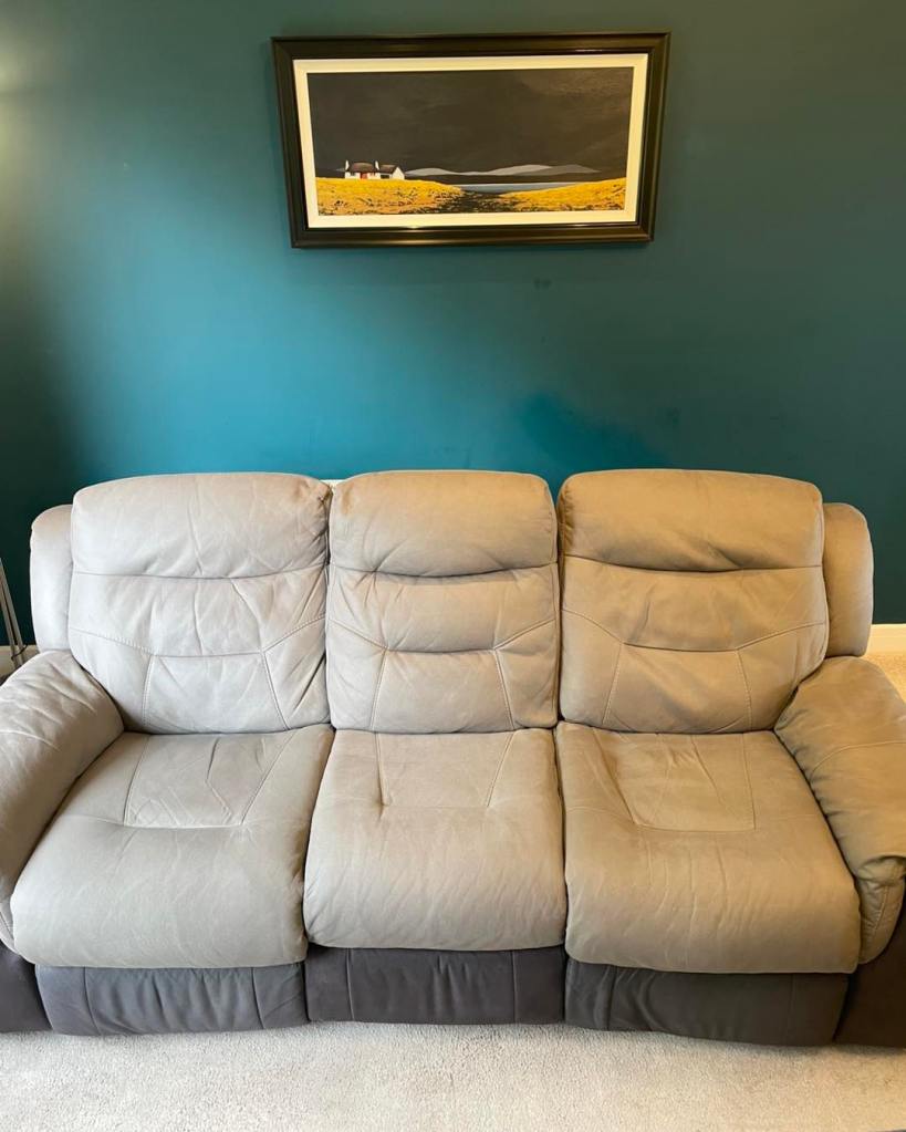 cream leather sofa no longer showing any dirt or marks after cleaning